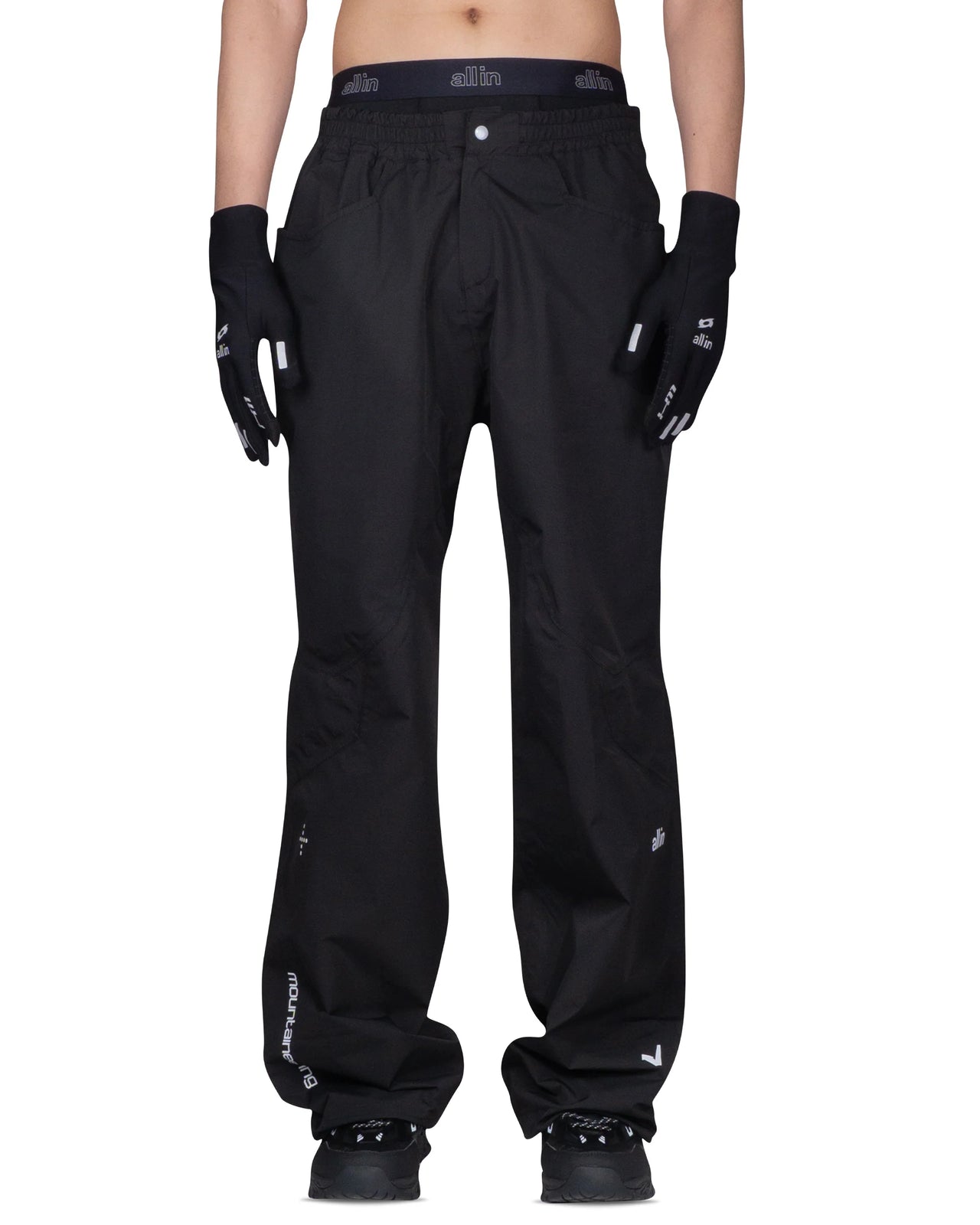 MOUNTAINEERING PANTS BLACK