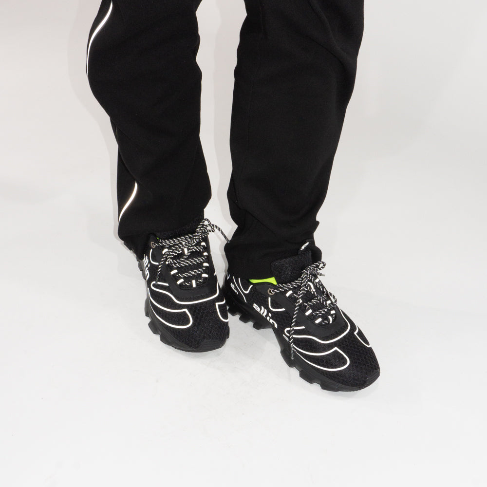 Tennis Shoes Black/Reflective